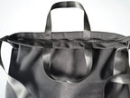 Handbag with Handle and Zipper